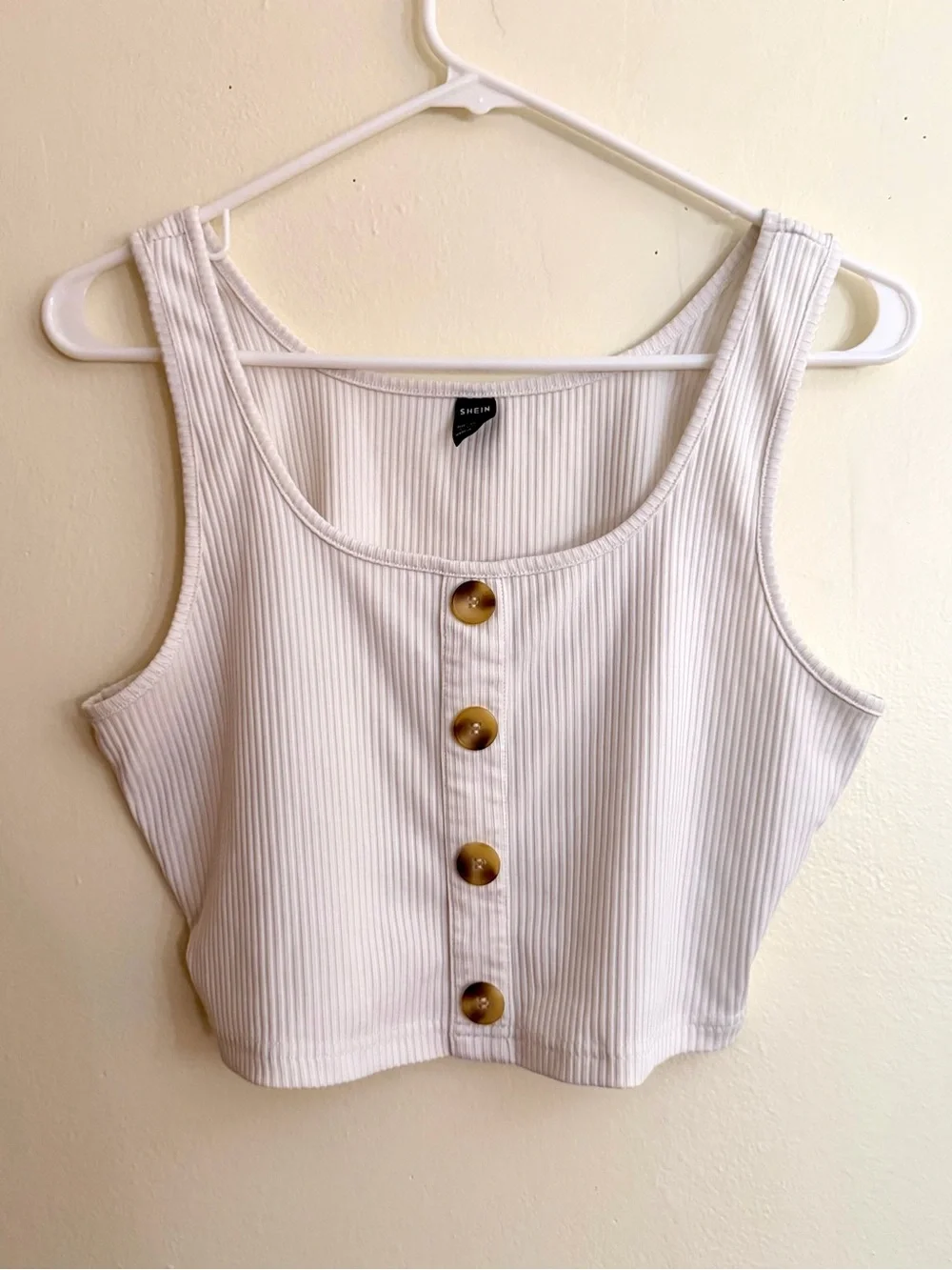 SHEIN Cream Ribbed Button-Front Crop Tank - Picture 2 of 5